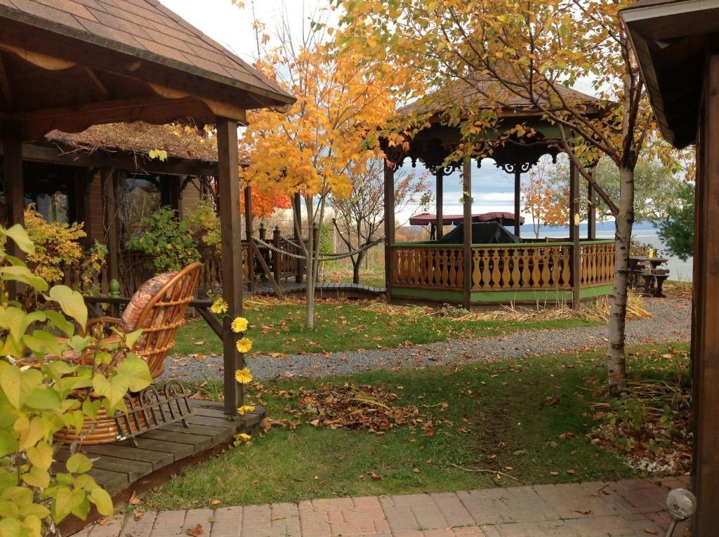Auberge La Cote D'Or Petite-Riviere-Saint-Francois Zewnętrze zdjęcie